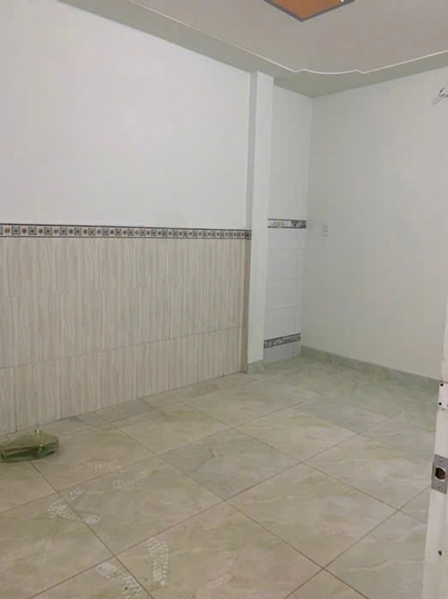 NHỈNH 3 TỶ CÓ NHÀ BÌNH THẠNH 54M2( 4.08 x 13.2 ) MỚI ĐẸP Ở NGAY 1 TRỆT 1 LỬNG 2 PHÒNG NGỦ –GIÁ: 3,6 Tỷ tại Hồ Chí Minh 05