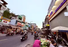Nhà 3 tầng lô góc giá rẻ tại Quận 10, tiện kinh doanh... Bán nhà riêng tại Hòa Hưng, Hồ Chí Minh 02