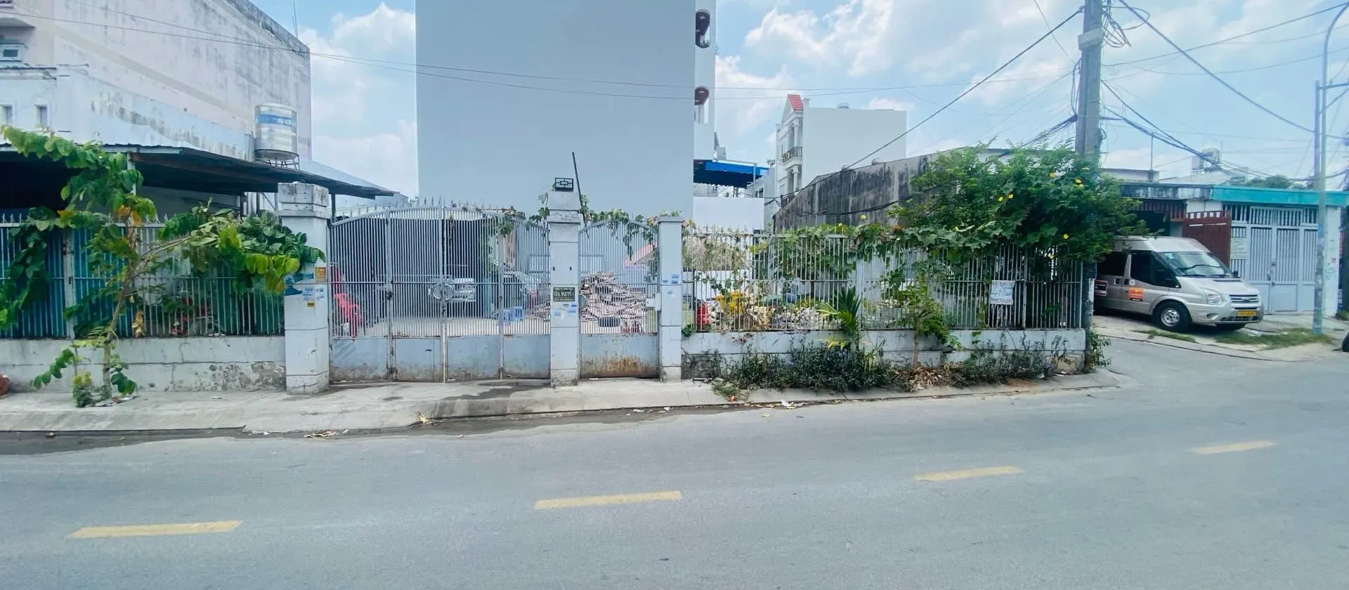 Sở hữu đất mặt tiền đường lớn ở Quận 12, sẵn sàng kinh doanh... Bán đất tại Tân Thới Hiệp, Hồ Chí Minh 01