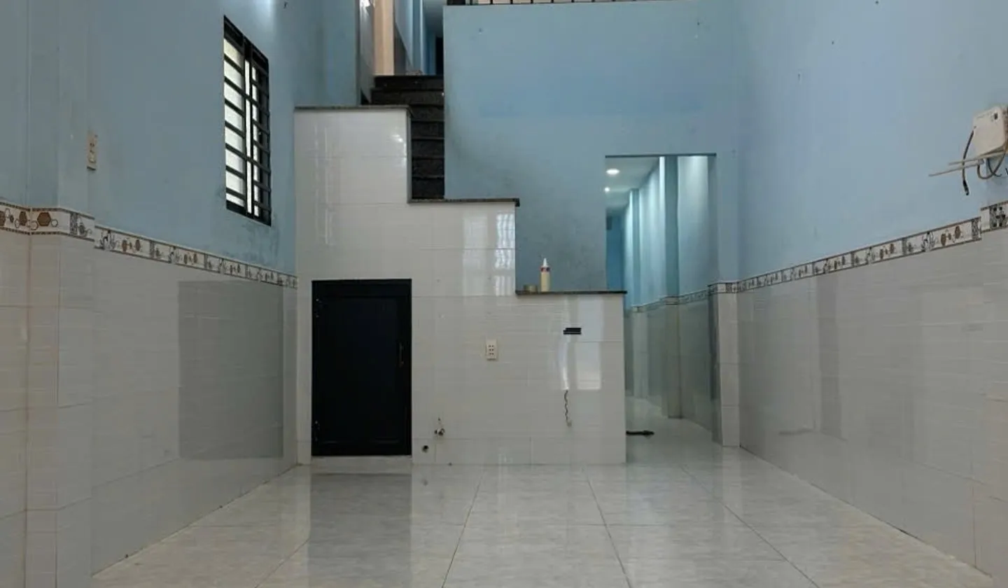 🔥 BÁN NHÀ BÊN BÀ HOM - 70M² | 4 PN | 2 WC - GIÁ CHỈ 5.6T... Bán nhà riêng tại Phú Lâm, Hồ Chí Minh 01