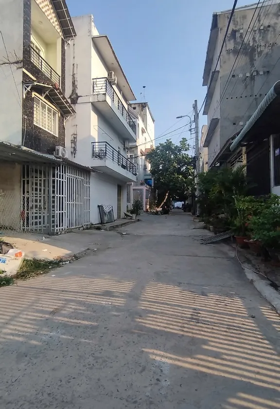 Bán đất 134m2 tại Nhơn Đức giá 4.3 tỷ, mặt tiền 6m, pháp lý rõ ràng... Bán đất tại Hiệp Phước, Hồ Chí Minh 01