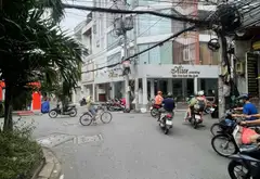 Nhà mặt phố kinh doanh rộng rãi tại Quận Tân Bình giá ưu đãi... Bán nhà mặt phố tại Bảy Hiền, Hồ Chí Minh 01