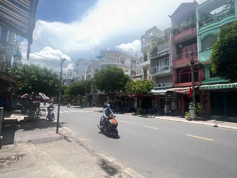 MẶT TIỀN ĐƯỜNG - NGANG LỚN - LÔ GÓC LỢI THẾ... Bán nhà mặt phố tại Bình Thới, Hồ Chí Minh 01