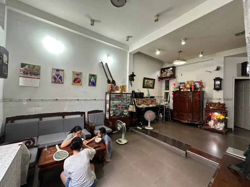 Bán nhà riêng 2 tầng 80m2 tại Đông Hưng Thuận, Quận 12 giá 5,3 tỷ... Bán nhà riêng tại Đông Hưng Thuận, Hồ Chí Minh 01