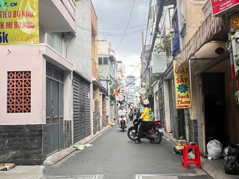 MẶT TIỀN KD GẦN NGÃ TƯ BẢY HIỀN - NGAY BỜ KÈ HOÀNG SA, PHẠM VĂN HAI - XE HƠI THÔNG 5 TỶ... Bán nhà mặt phố tại Tân Sơn Nhất, Hồ Chí Minh 01