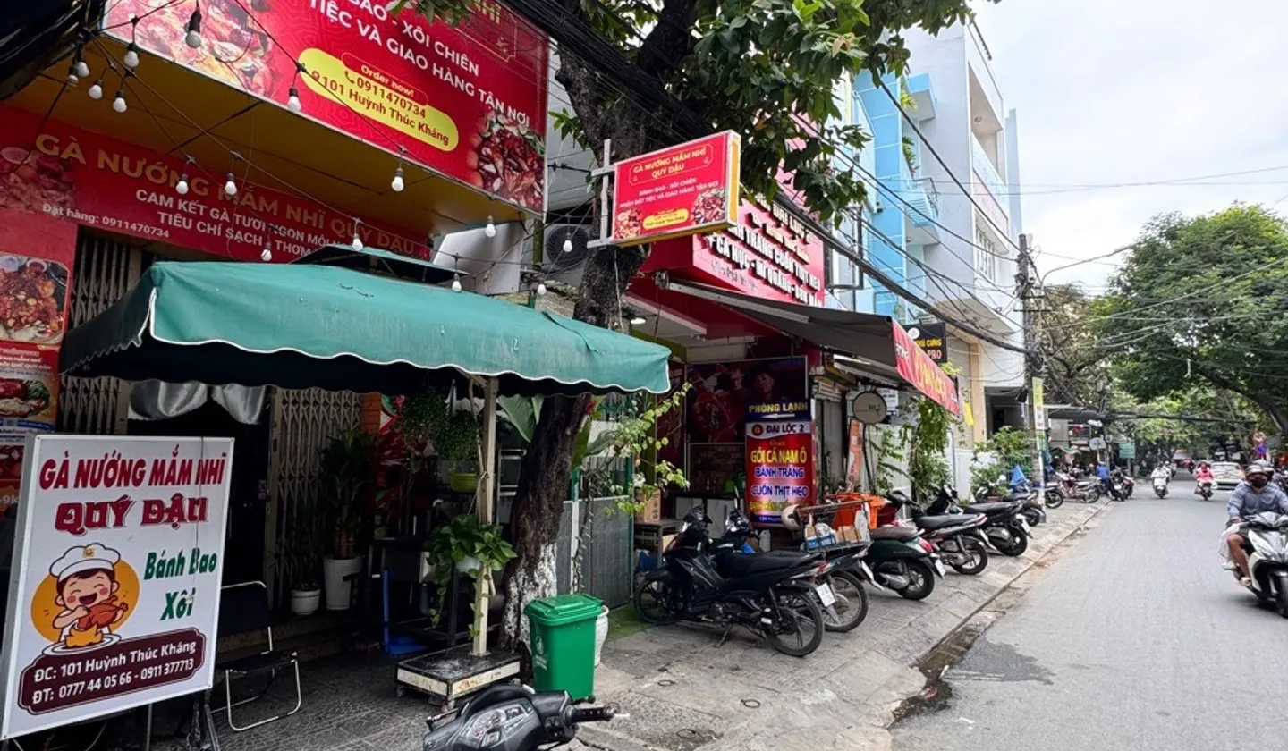 Nhà mặt phố Huỳnh Thúc Kháng, trung tâm Hải Châu, 2 tầng, thuận tiện kinh doanh... Bán nhà mặt phố tại Hải Châu, Đà Nẵng 01