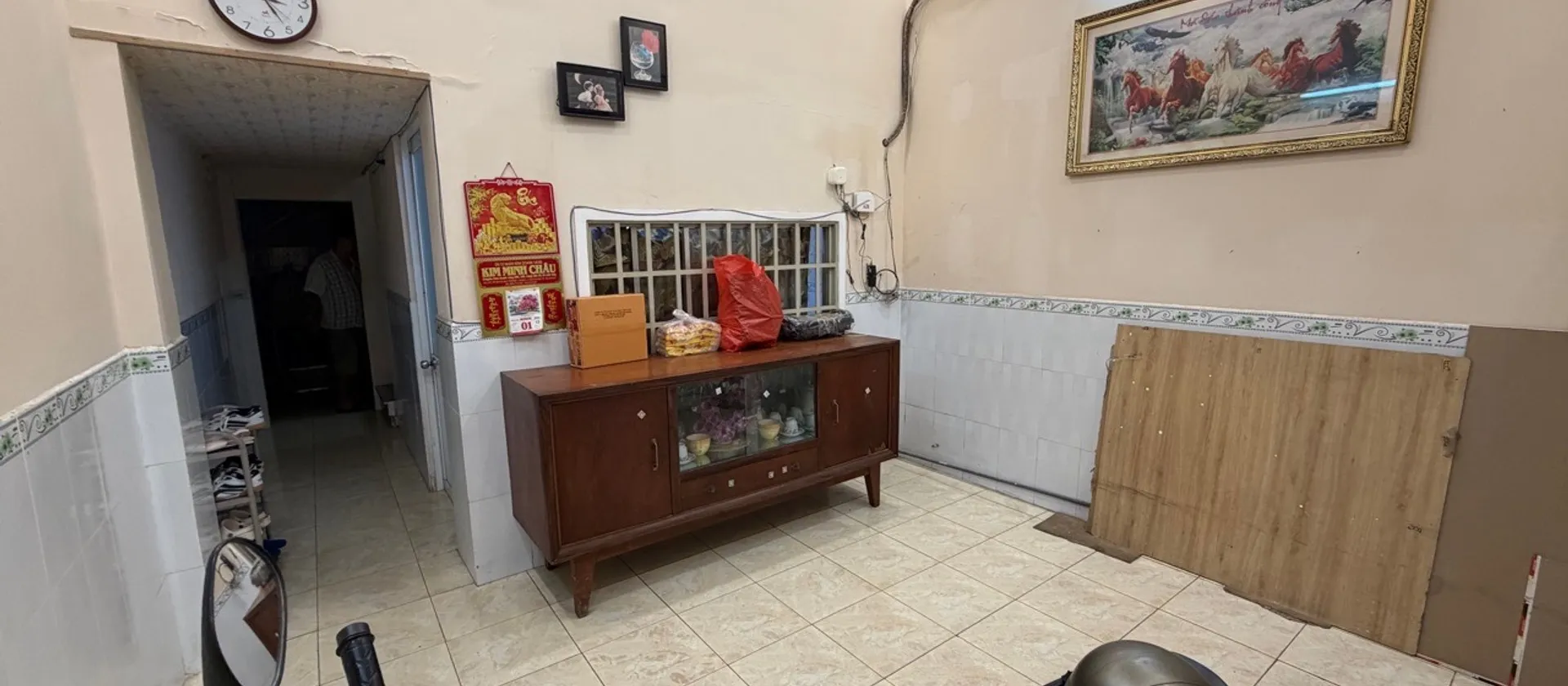 Nhà Phố Trung Tâm Đầy Tiềm Năng Gần Mặt Tiền Trần Hưng Đạo... Bán nhà riêng tại Chợ Quán, Hồ Chí Minh 01