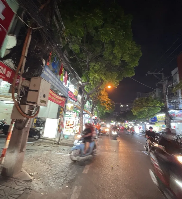 Nhà 3 tầng kiên cố, Chủ bán nhanh giá tốt tại Quận 8 - Cơ hội sở hữu ngay hôm nay. Sổ Hồng riêng.... Bán nhà riêng tại Chánh Hưng, Hồ Chí Minh 01
