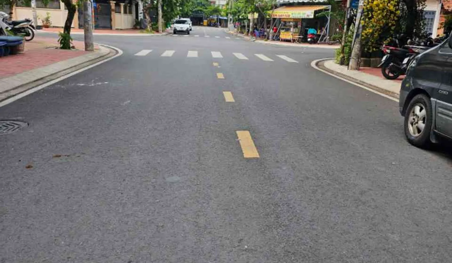 Căn gôc mặt tiền,đường xe tảiCao lỗ, Q8, 4 tầng 72m² , 18 tỷ... Bán nhà mặt phố tại Chánh Hưng, Hồ Chí Minh 01