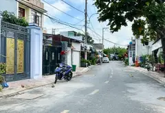 Nhà 4 tầng sang trọng,
 5 phòng ngủ, vị trí trung tâm xã Hóc Môn
 Giá 6,9 tỷ... Bán nhà riêng tại Hóc Môn, Hồ Chí Minh 01