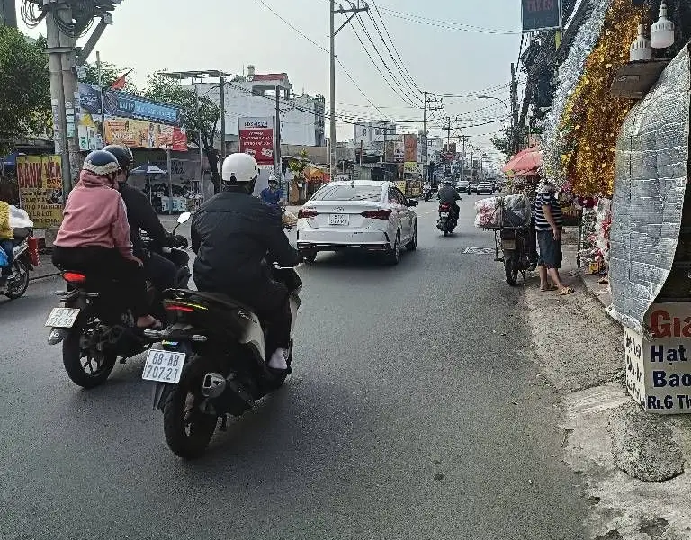 Bán đất lô góc 2 mặt tiền tại chợ Đại Hải Xuân Thới Thượng, 8x14m full thổ... Bán đất tại Bà Điểm, Hồ Chí Minh 01