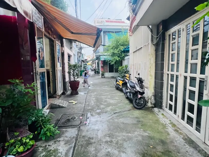 Nhà 4 tầng mặt tiền 4m tại phường Tân Phú, Hồ Chí Minh, phù hợp gia đình và kinh doanh... Bán nhà riêng tại Tân Phú, Hồ Chí Minh 01