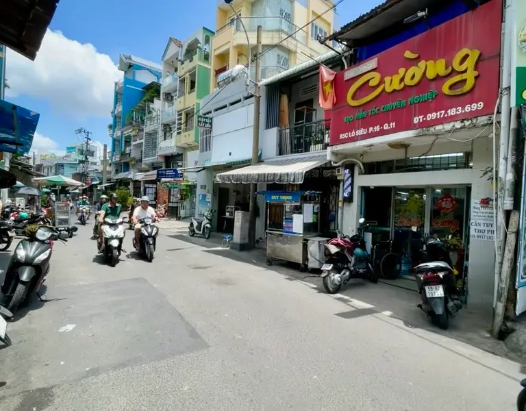 Nhà mặt tiền Lò Siêu - Vị trí cực đắc địa, kinh doanh sầm uất... Bán nhà mặt phố tại Minh Phụng, Hồ Chí Minh 01