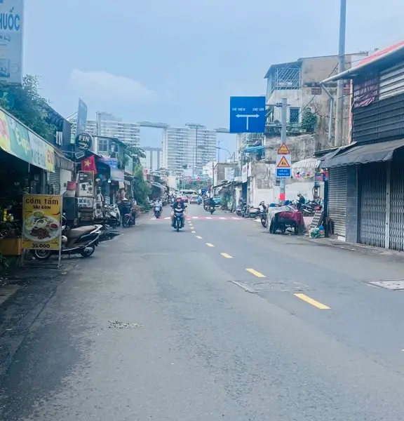 Nhà mặt tiền rộng rãi quận 5, giá mềm chờ chủ mới... Bán nhà mặt phố tại An Đông, Hồ Chí Minh 01