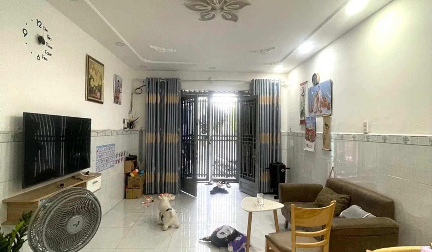 Bán nhà 2 tầng tại phường Tân Sơn, giá 3.99 tỷ, xe hơi quay đầu... Bán nhà riêng tại Tân Sơn, Hồ Chí Minh 01