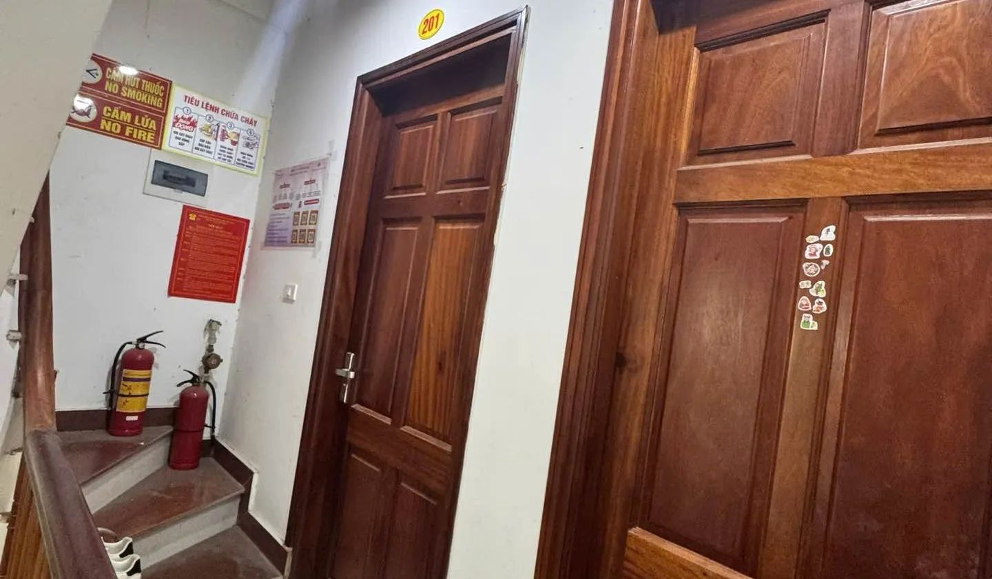 Bán nhà riêng 5 tầng 42.7m2 đường Phúc Diễn, kinh doanh cho thuê hiệu quả LH 0983880115... Bán nhà riêng tại Từ Liêm, Hà Nội 01