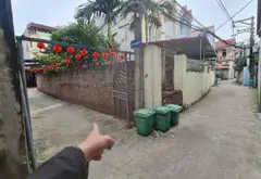 💥 em Thạch BĐS Hà Nội chào anh chị💥
RẺ - HIẾM – NGÕ Ô TÔ ĐỖ- SẴN NHÀ CHỈ VIỆC Ở.... Bán nhà riêng tại Thuận An, Hà Nội 05