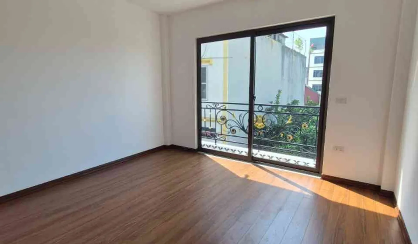 🔥🔥TT THANH TRÌ NHÀ ĐẸP 5 TẦNG -LÔ GÓC - MẶT NGÕ NÔNG -GIAO THÔNG THUẬN -CÁCH BX NƯỚC NGẦM 10P... Bán nhà riêng tại Thanh Trì, Hà Nội 01