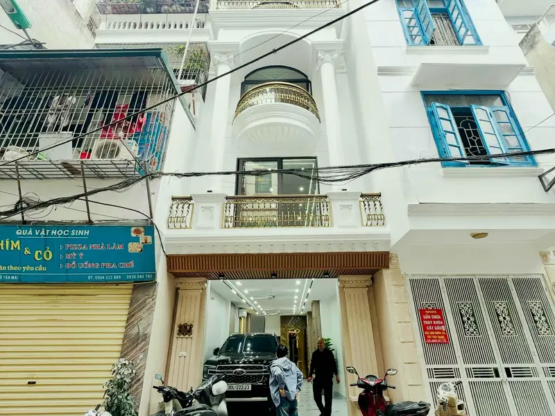 Nhà mặt phố Tân Mai xây dựng chỉn chu, phù hợp kinh doanh và để ở... Bán nhà mặt phố tại Hoàng Mai, Hà Nội 01