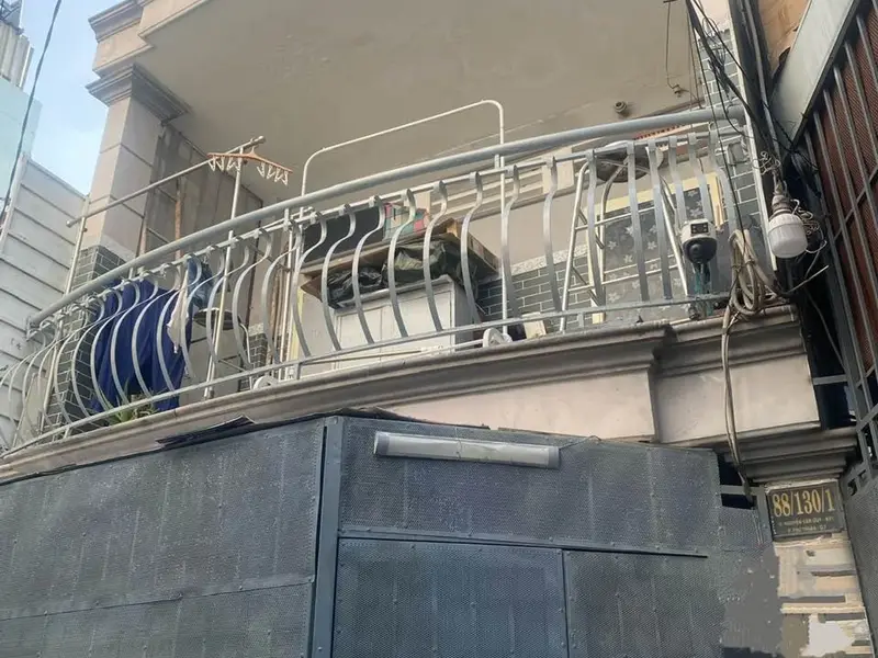 Bán nhà riêng 2 tầng diện tích 60m² ngay cầu phú mỹ , Quận 7 giá chỉ 3ty
Nhỉnh... Bán nhà riêng tại Phú Thuận, Hồ Chí Minh 01