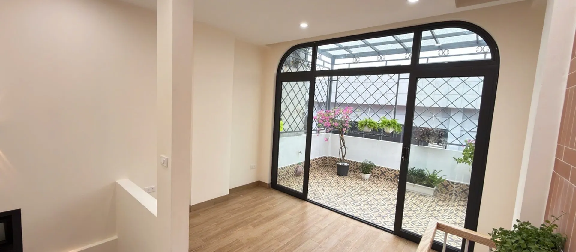 Nhà mới xây full nội thất trung tâm Thanh Xuân, cách mặt phố Vũ Tông Phan chỉ 30m... Bán nhà riêng tại Khương Đình, Hà Nội 01