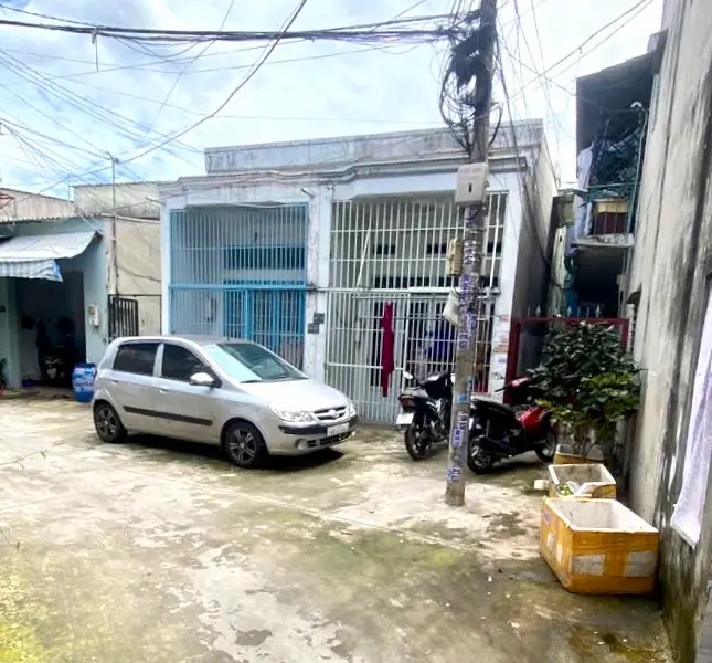 Nhà 2 Tầng Giá Tốt Hóc Môn - Hẻm Xe Hơi Rộng, Cơ Hội Vàng Sở Hữu Ngay... Bán nhà riêng tại Đông Thạnh, Hồ Chí Minh 01