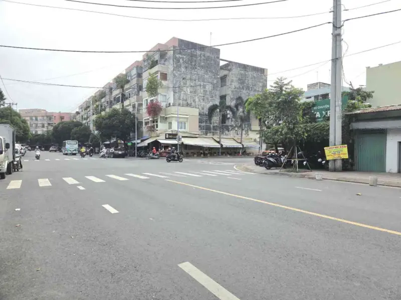 Ngay Hồ Bơi Khánh Hội - 4 tầng - 72m2 (4.5×16m) - Cho thuê khoán 420tr/năm - 14.9x tỷ... Bán nhà riêng tại Vĩnh Hội, Hồ Chí Minh 01