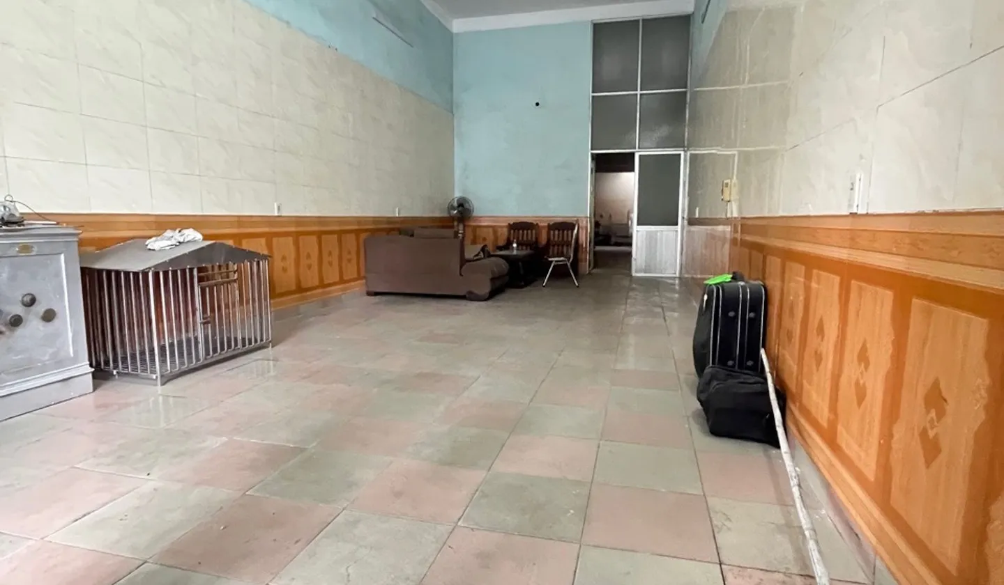 Bán nhà mặt phố 3 tầng tại phường Hồng Bàng, Hải Phòng diện tích 99.2m2... Bán nhà mặt phố tại Hồng Bàng, Hải Phòng 01