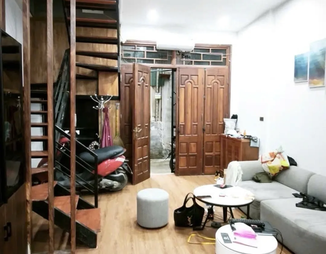 [Tin xác thực] cc Bán nhà riêng 3 tầng mặt tiền rộng cách time city 10 phút/ sổ đỏ chính chủ/... Bán nhà riêng tại Vĩnh Hưng, Hà Nội 01