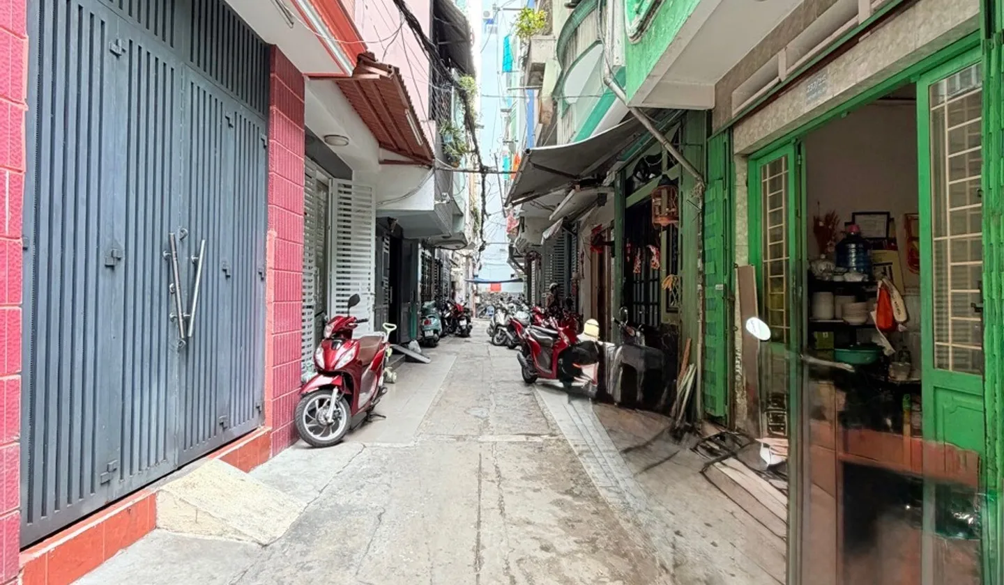 B.án Nh.à HẺM Ô TÔ THÔNG Q.5 - NHÀ 5 TẦNG - THÍCH HỢP VỪA Ở VỪA KD - 28m2 - gần trường học các cấp... Bán nhà riêng tại Chợ Quán, Hồ Chí Minh 01