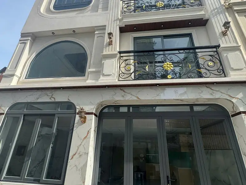 Nhà 5 Tầng Mới Xây Gần Sân Bay Phạm Văn Đồng... Bán nhà riêng tại Hạnh Thông, Hồ Chí Minh 01