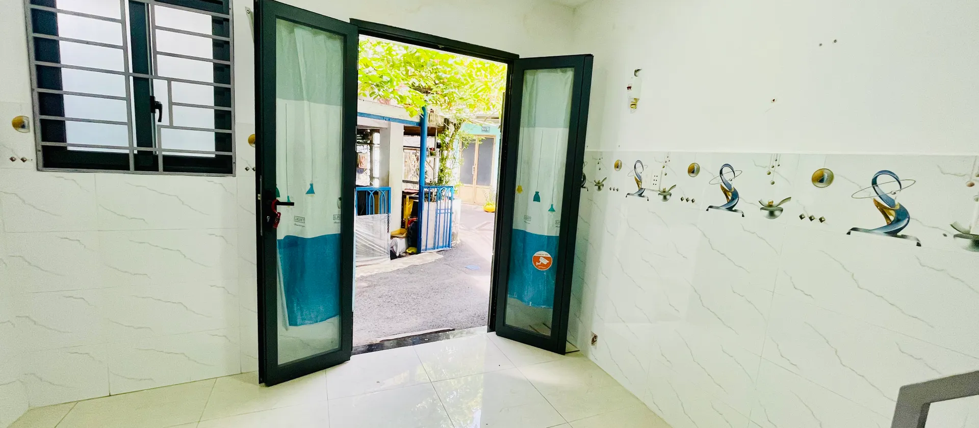 Lô góc 2 mặt tiền phường Bình Lợi Xe hơi đậu tận cửa ở ngay nhĩnh 2 tỷ... Bán nhà riêng tại Bình Lợi Trung, Hồ Chí Minh 01