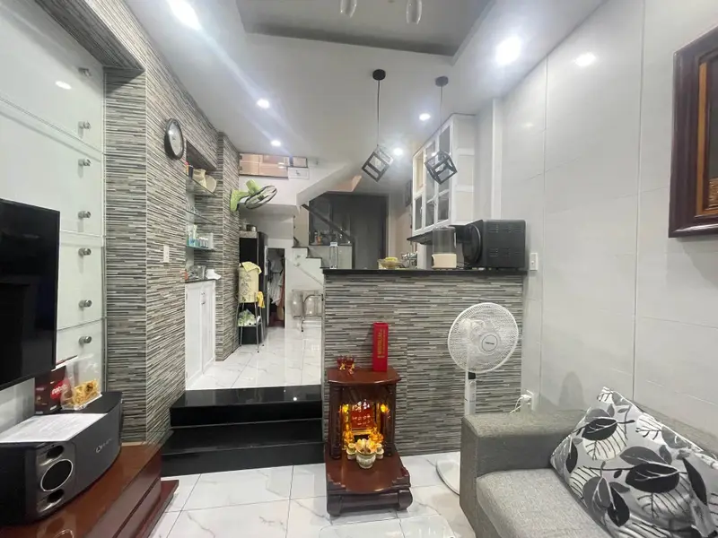 Bán nhà 4 tầng 33.1m2 tại Phường Thông Tây Hội, giá 5 tỷ... Bán nhà riêng tại Thông Tây Hội, Hồ Chí Minh 01