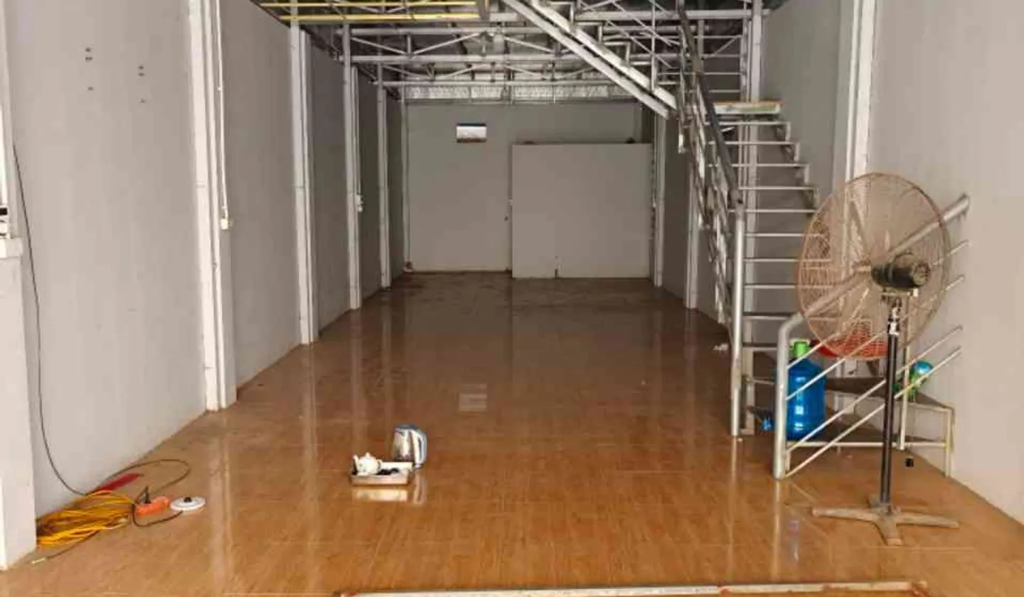 Bán kho, nhà xưởng 2 tầng diện tích 86m² tại trung tâm Phường Hồ, Thuận Thành... Bán kho, nhà xưởng tại Thuận Thành, Bắc Ninh 01