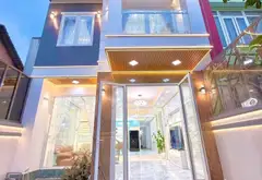 BÁN CĂN BIỆT THỰ PHƯỚC KIỂN NHÀ BÈ - GARA XE HƠI - ĐƯỜNG SÁT MẶT TIỀN
🌹 Diện tích: 6m x 23m... Bán nhà riêng tại Nhà Bè, Hồ Chí Minh 02