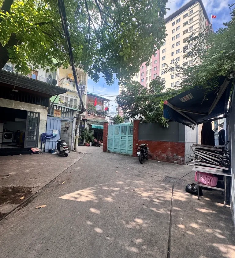 Nhà góc 2 mặt hẻm xe hơi, rộng rãi tại Phú Thọ Hòa... Bán nhà riêng tại Phú Thọ Hòa, Hồ Chí Minh 01
