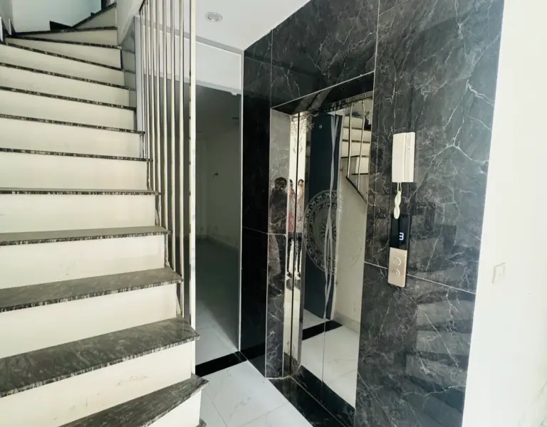 Bán chung cư mini 6 tầng ngõ rộng tại Đức Diễn, phú diễn , dòng tiền 35tr/ tháng... Bán chung cư mini tại Phú Diễn, Hà Nội 01