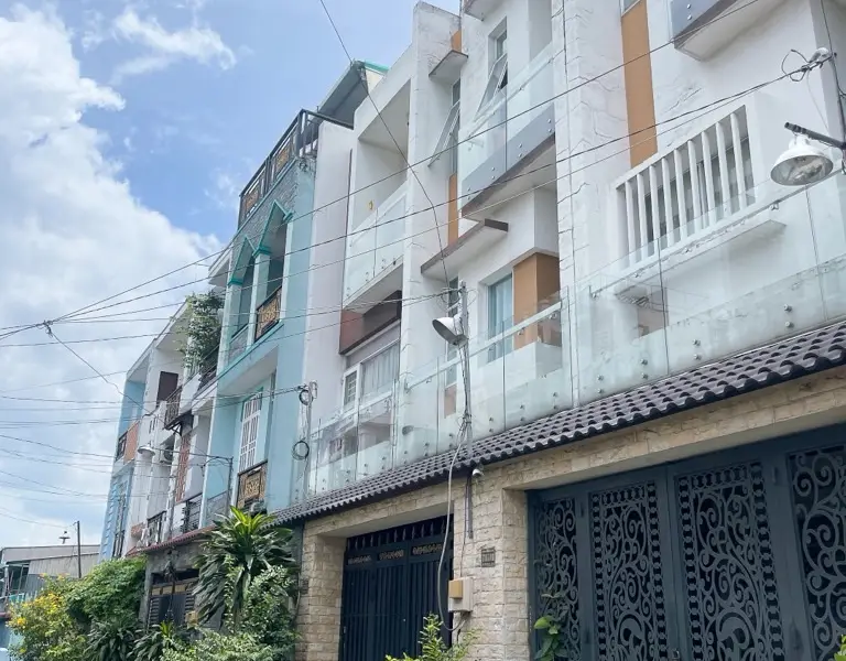 HẺM NHỰA XE TẢI QUAY ĐẦU - GẦN 100M2 - KHU VỰC... Bán nhà riêng tại Bình Tân, Hồ Chí Minh 01