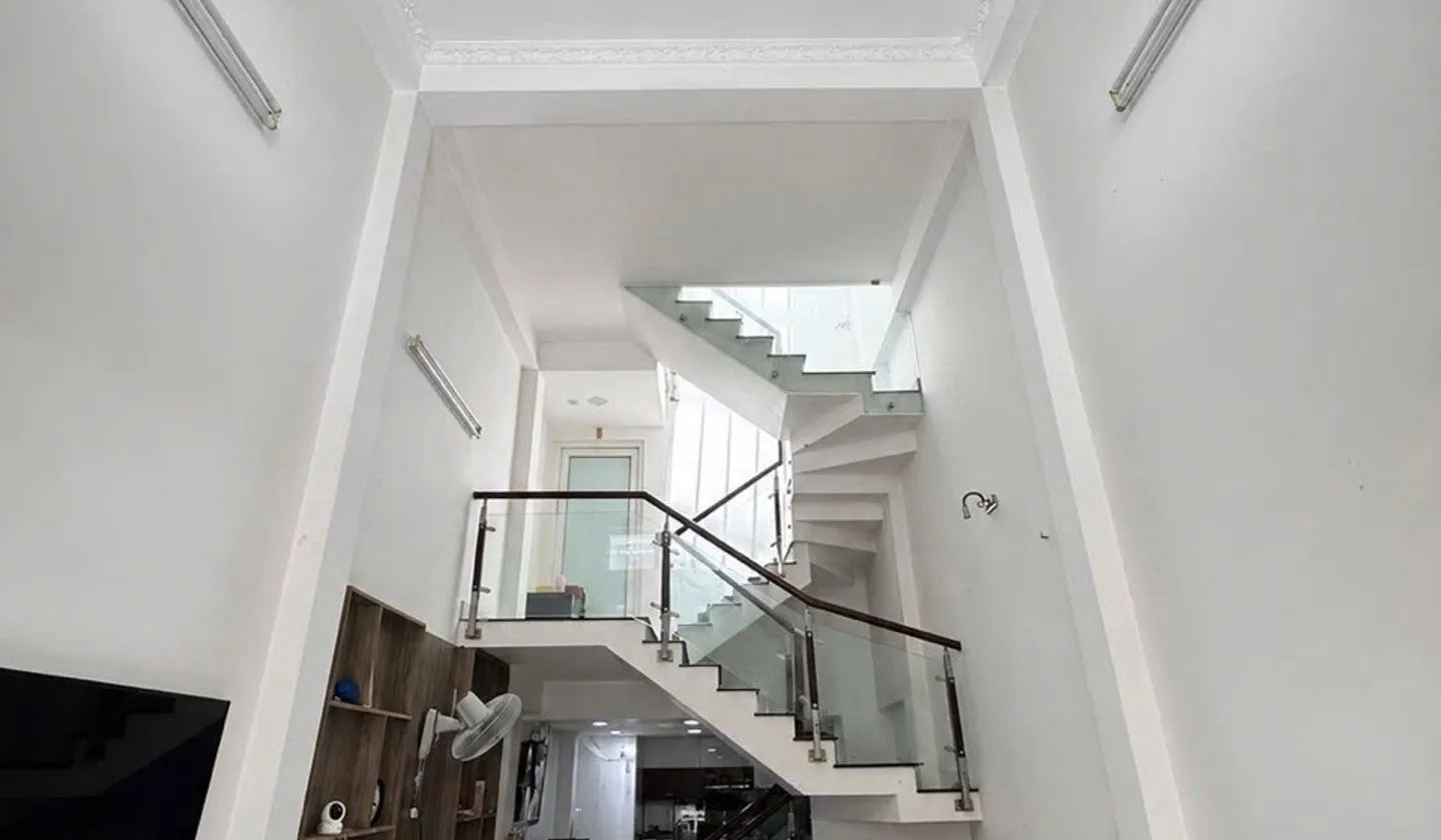Bán nhà 3 tầng ở phường Cầu Kiệu, quận Phú Nhuận... Bán nhà riêng tại Phú Nhuận, Hồ Chí Minh 01