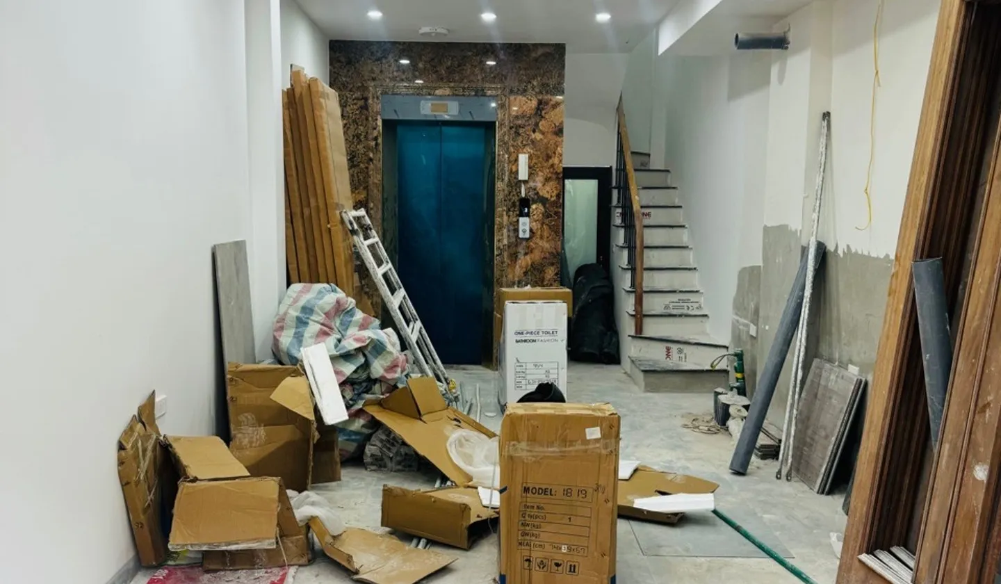 Nhà 5 tầng thang máy ngay vị trí vàng, ngõ thẳng, cách mặt phố chỉ 20m... Bán nhà riêng tại Vĩnh Tuy, Hà Nội 01