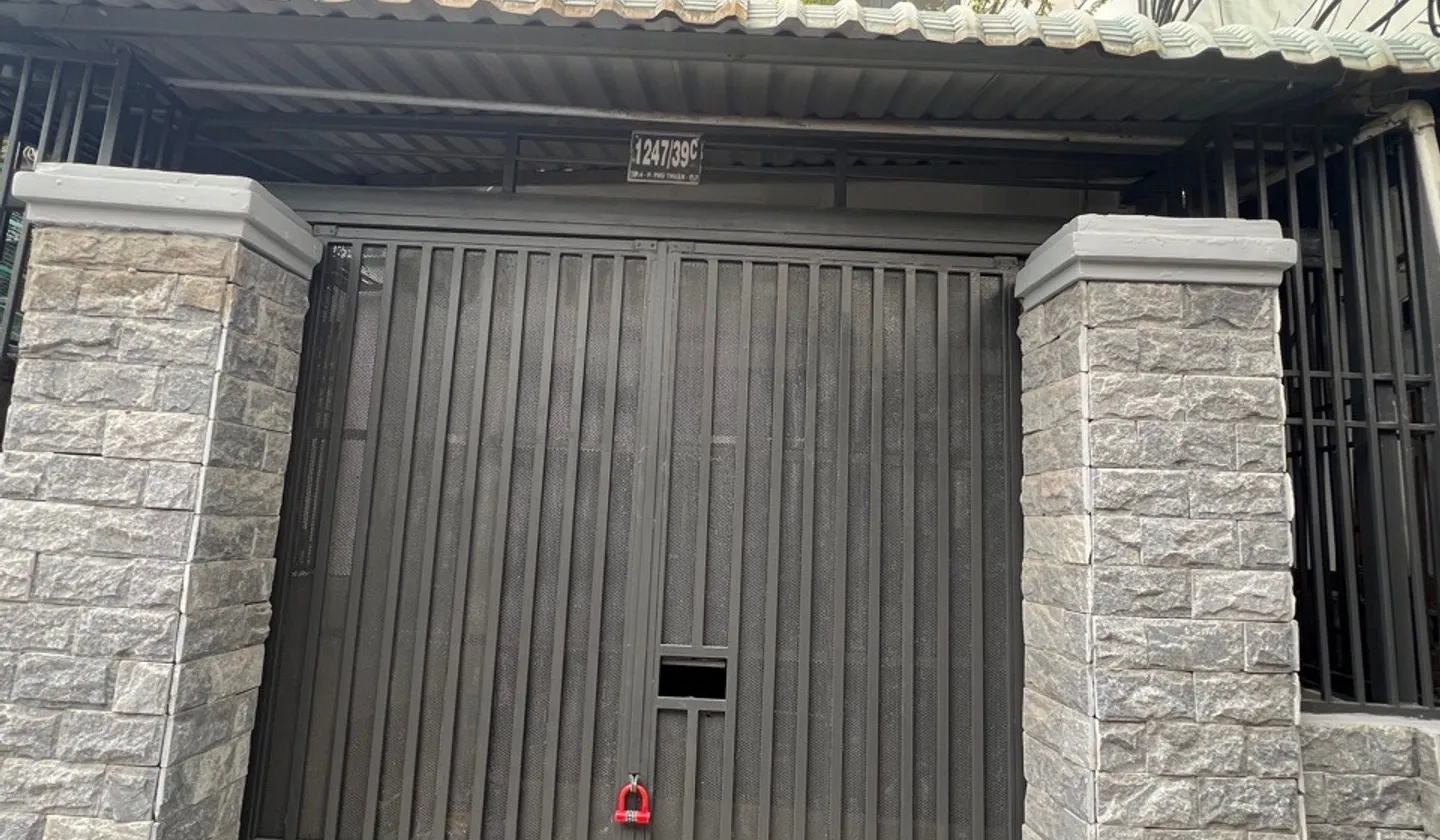 Bán nhà riêng 2 tầng tại Phú Thuận, quận 7, diện tích 45,5 m2, pháp lý sổ hồng... Bán nhà riêng tại Phú Thuận, Hồ Chí Minh 01