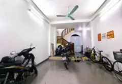 Bán nhà 5 tầng/ mặt ngõ thông/ gần các trường đại học bách kinh xây - dòng tiền - giá tốt... Bán nhà riêng tại Tương Mai, Hà Nội 04