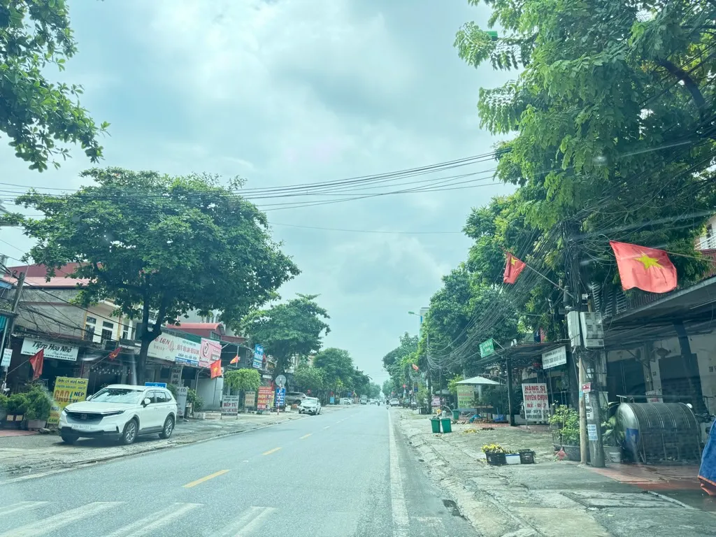 🌺TRỤC CHÍNH KINH DOANH SẦM UẤT OTO TRÁNH DỪNG ĐỖ NGÀY ĐÊM - SẴN NHÀ 1.5 TẦNG CÓ THỂ Ở HOẶC KINH D... Bán owner_side tại Sóc Sơn, Hà Nội 01