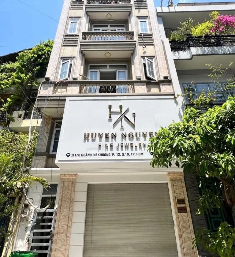Nhà 5 tầng siêu phẩm Quận 10, tiện nghi đầy đủ, thu nhập ổn định... Bán nhà riêng tại Hòa Hưng, Hồ Chí Minh 01