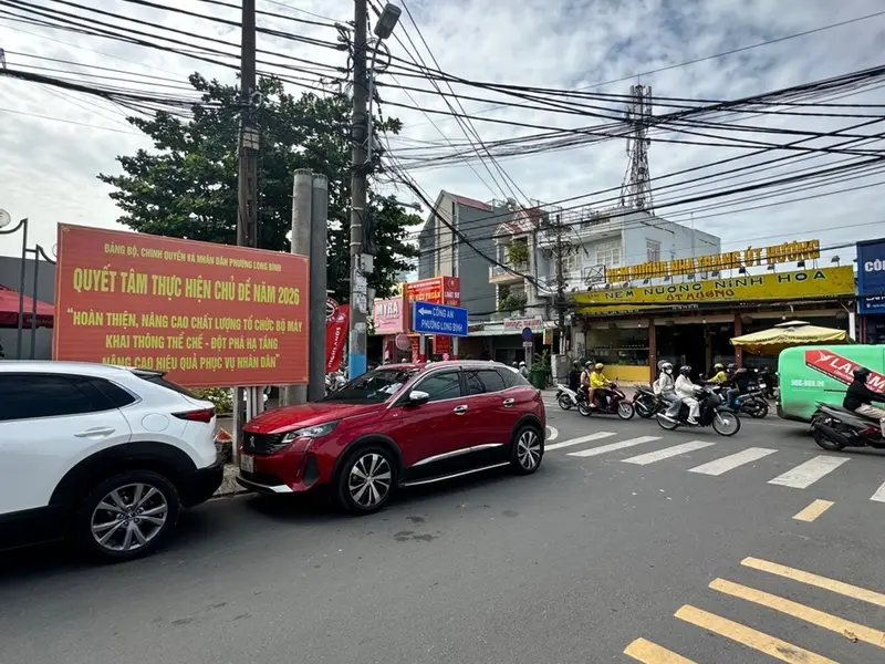 Bán nhà mặt phố 2 tầng tại phường Long Bình, diện tích 77m2... Bán nhà mặt phố tại Long Bình, Hồ Chí Minh 01