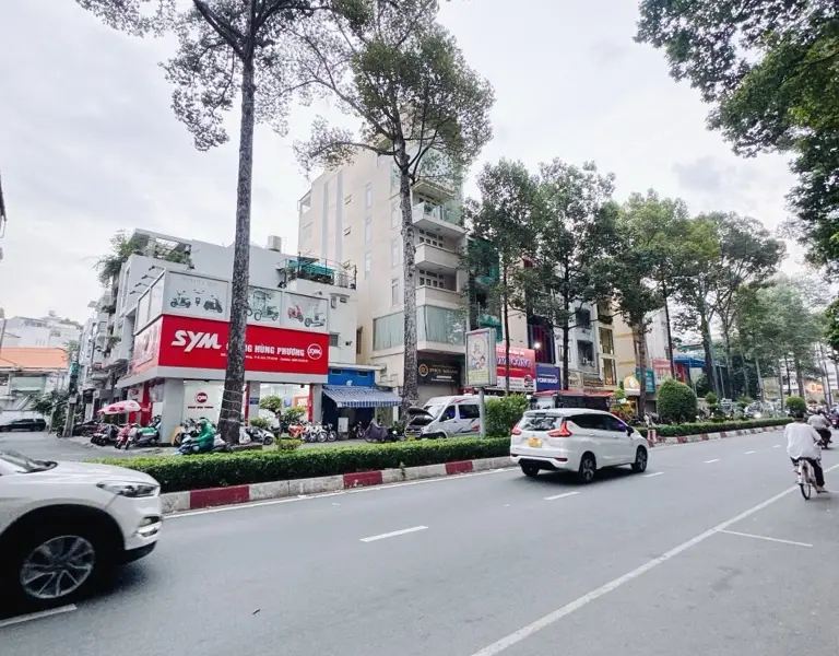 Bán nhà mặt phố 7 tầng phường 4 quận 5 diện tích 162m2 pháp lý rõ ràng... Bán nhà mặt phố tại An Đông, Hồ Chí Minh 01
