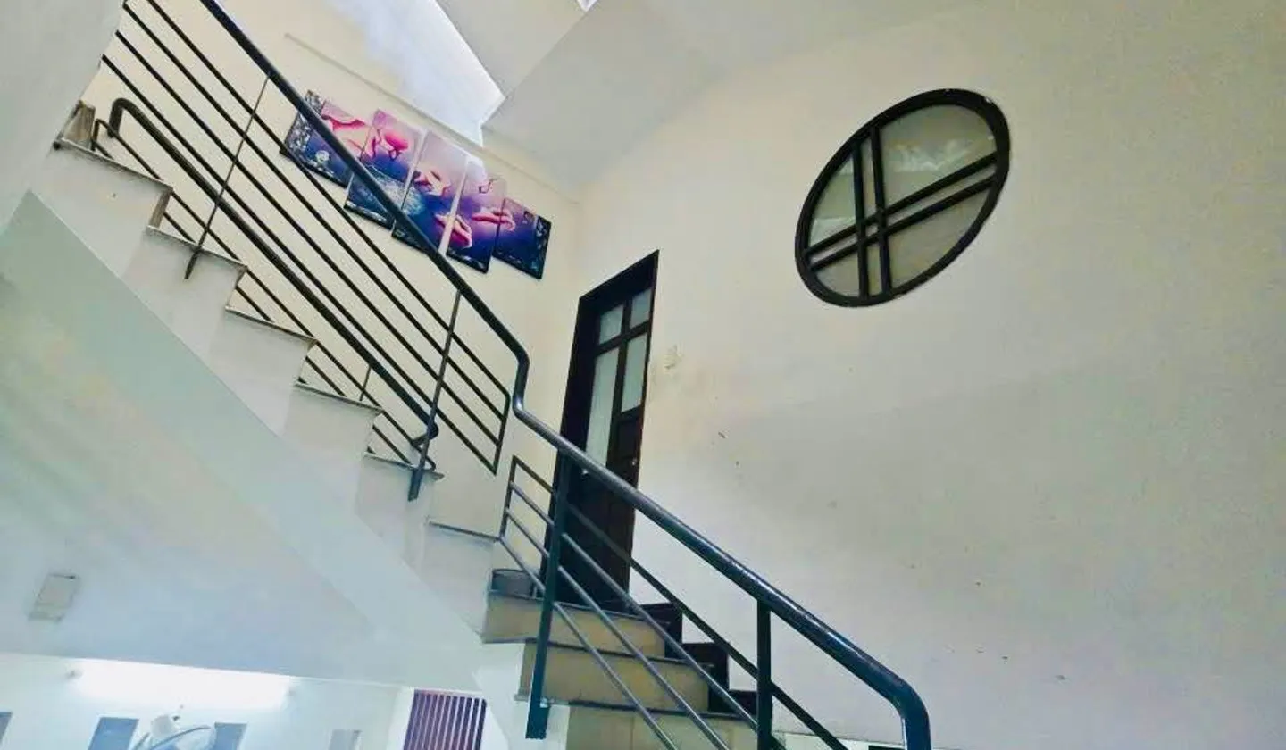 Bán nhà hiếm giá rẻ mặt phố Hải Hồ 102m2 mặt tiền rộng 7.1m, nhà 3 tầng mới đẹp. Giá hơn 9 tỷ... Bán nhà mặt phố tại Hải Châu, Đà Nẵng 01