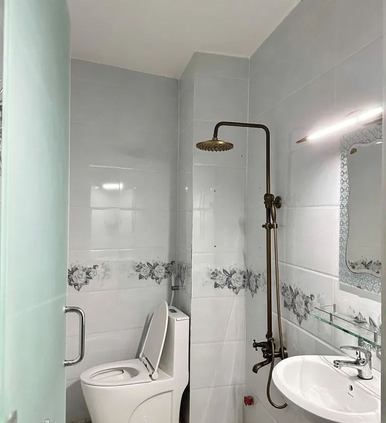 Bán nhà 5 tầng 60m², lô góc, hẻm xe tải, Phường Trung Mỹ Tây... Bán nhà riêng tại Trung Mỹ Tây, Hồ Chí Minh 01