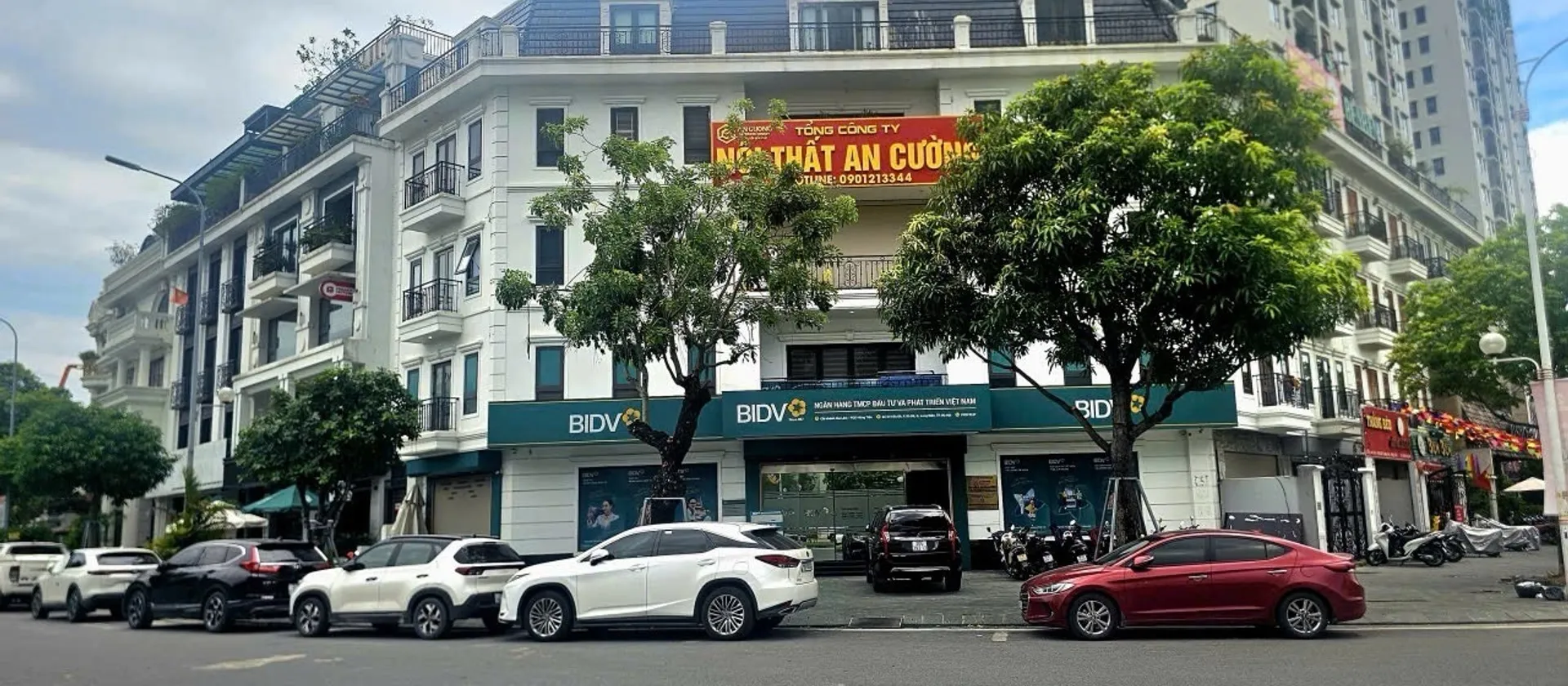 Lô góc mặt phố Hồng Tiến đắc địa giá trị bậc nhất - dòng tiền cực khủng .... Bán nhà mặt phố tại Bồ Đề, Hà Nội 01