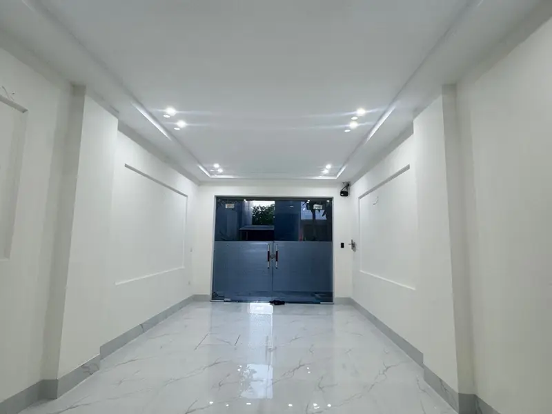 BÁN NHÀ GIANG BIÊN, VIỆT HƯNG 40M2- 4 TẦNG PHÂN LÔ, VỈA HÈ, Ô TÔ TRÁNH, Ở SƯỚNG.... Bán nhà mặt phố tại Việt Hưng, Hà Nội 01